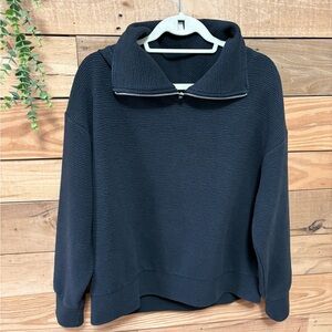 CALIA by Carrie Underwood Black Textured Sweatshirt size M